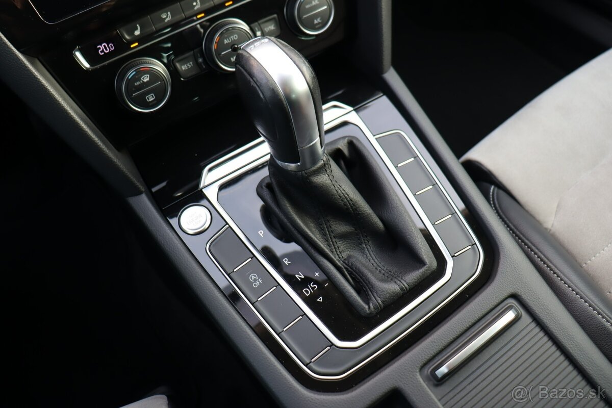 Volkswagen Passat Variant 2.0 TDI BMT Highline DSG - 18