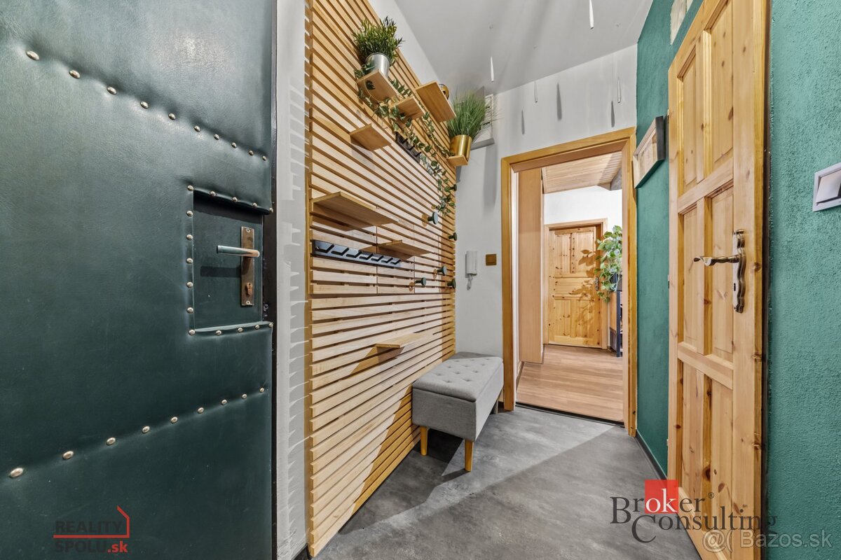 3-izbový byt po rekonštrukcii, Budatínska ul. – Petržalka (L - 18