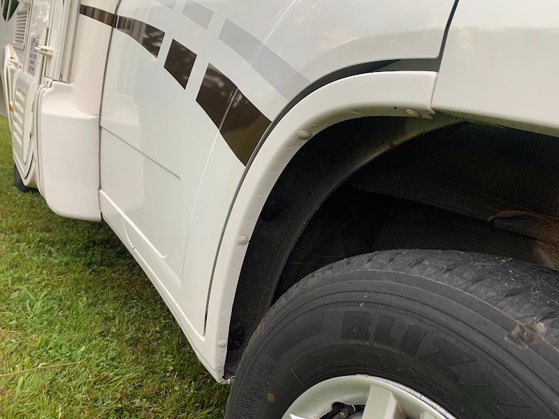 Ideální obytný automobil JOINT 4 - 18