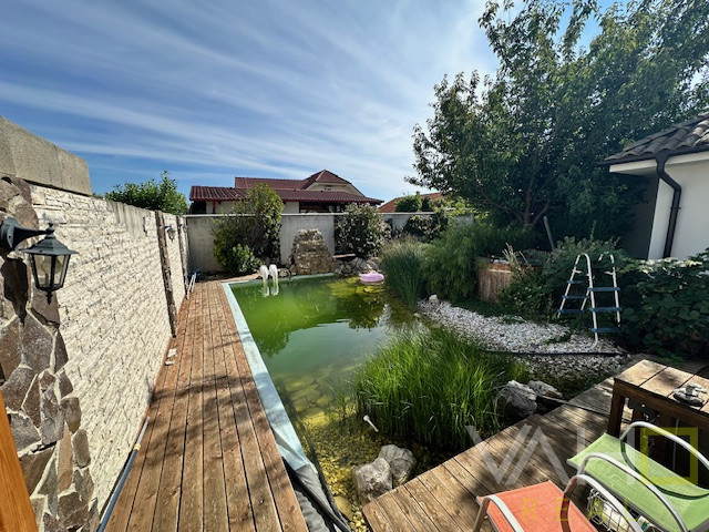 ,,ZNÍŽENÁ CENA ,,NA PREDAJ Luxusný rodinný dom - 18