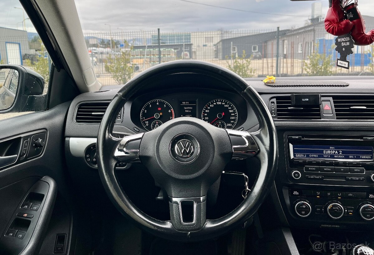 Volkswagen Jetta 1.2 TSI 77kW VW - 18