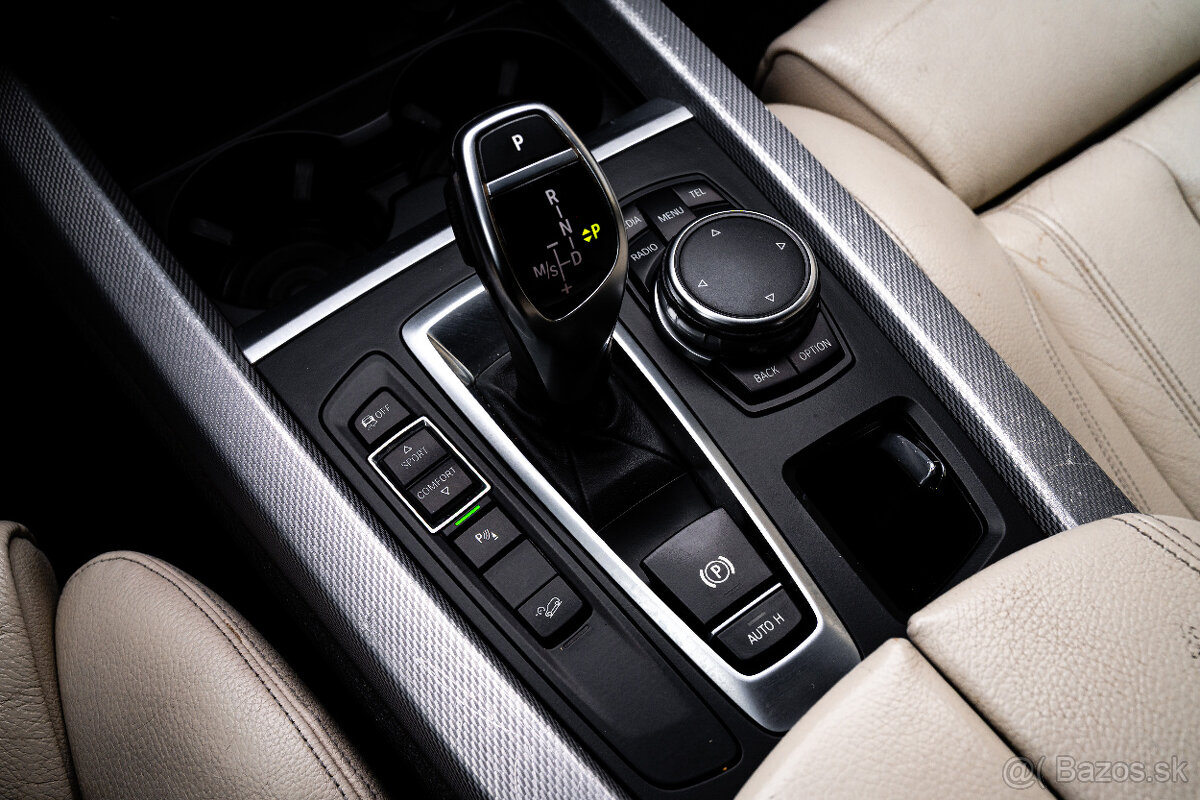 BMW X5 xDrive30d, 190kw M-Packet, A8 - 18