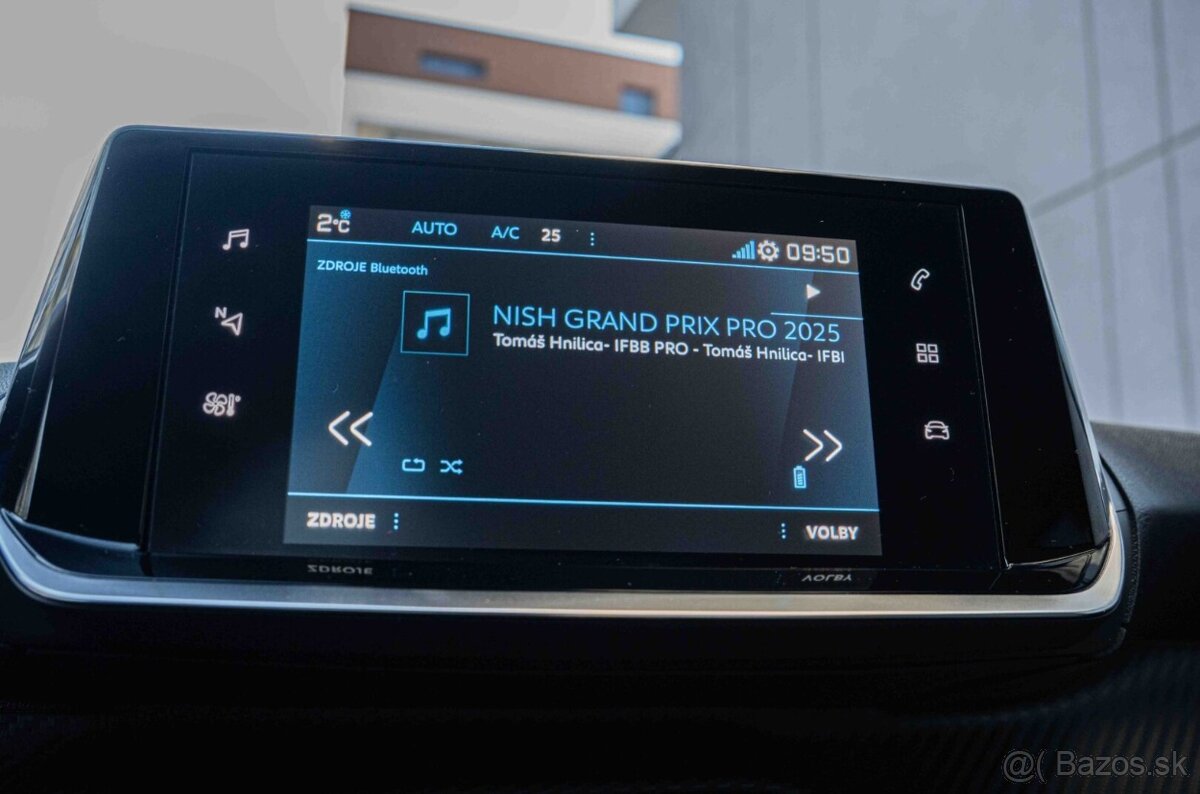 Peugeot 2008 1.2 PureTech 130 Allure Pack EAT8 - 18