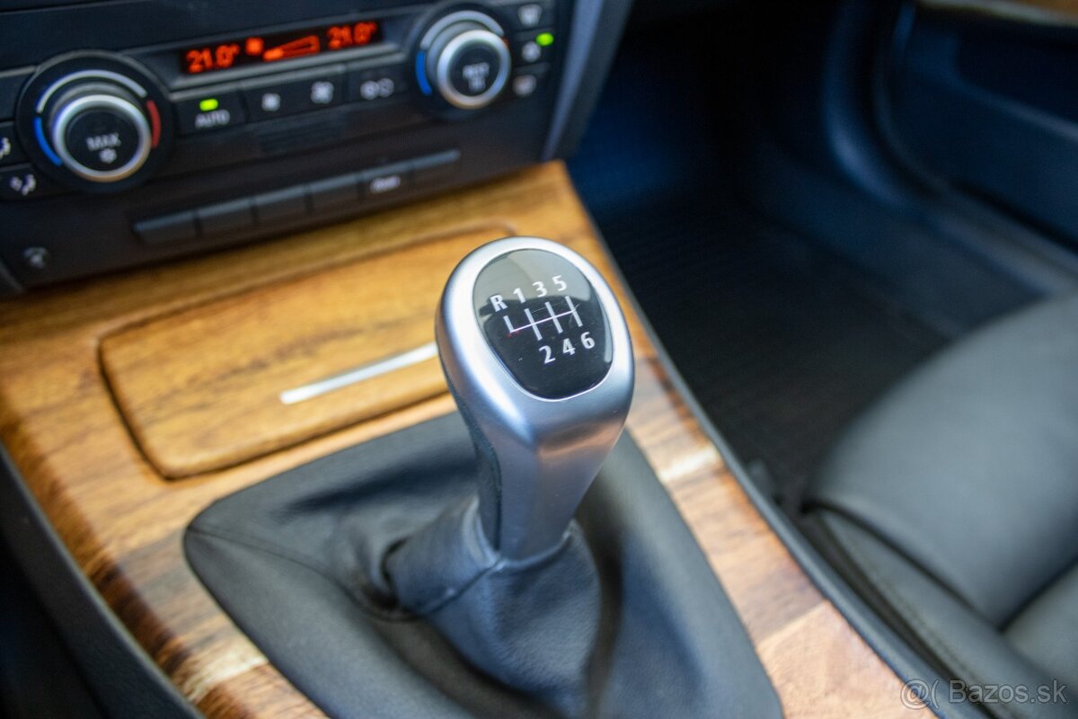 BMW Rad 3 Touring 320 d - 18