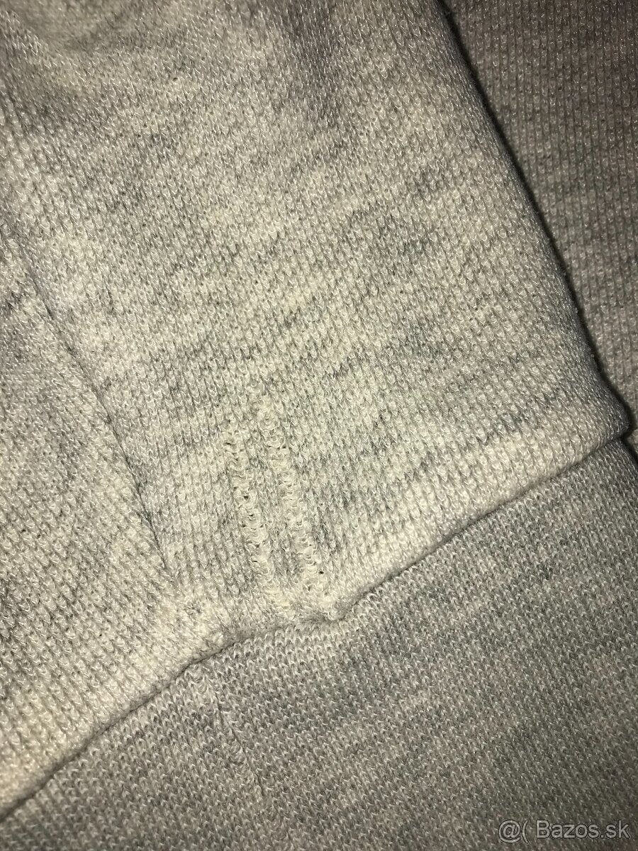 MIKINY NIKE a H&M, veľ. S a M - 18