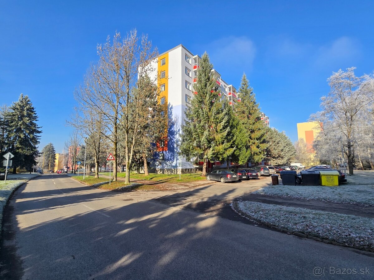 Slnečný a zrekonštruovaný1 izb.byt s balkónom, 45m2 -Hliny 5 - 18