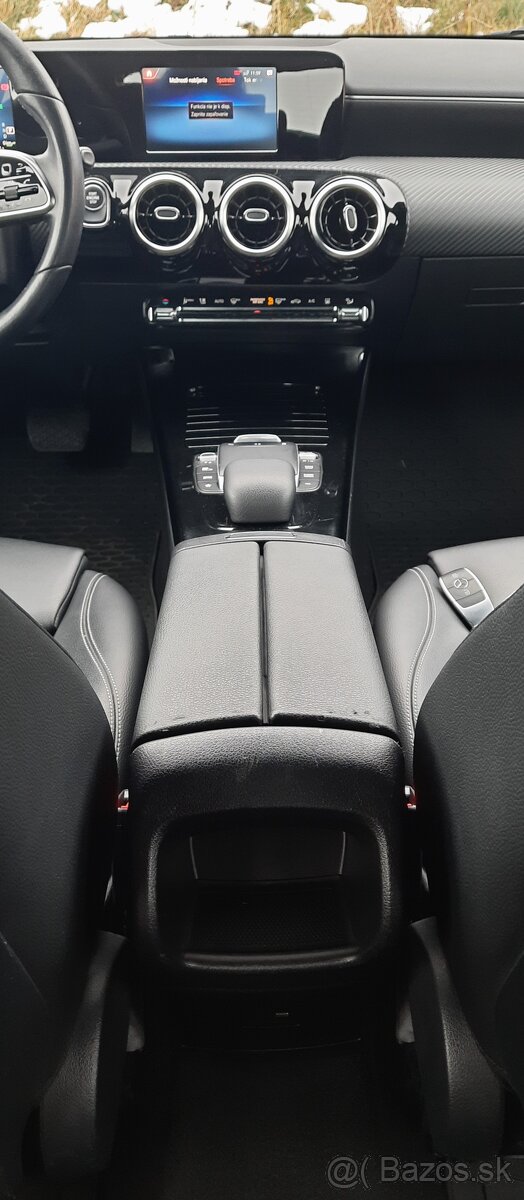 Predám Mercedes-Benz A trieda 250 e /T - 18