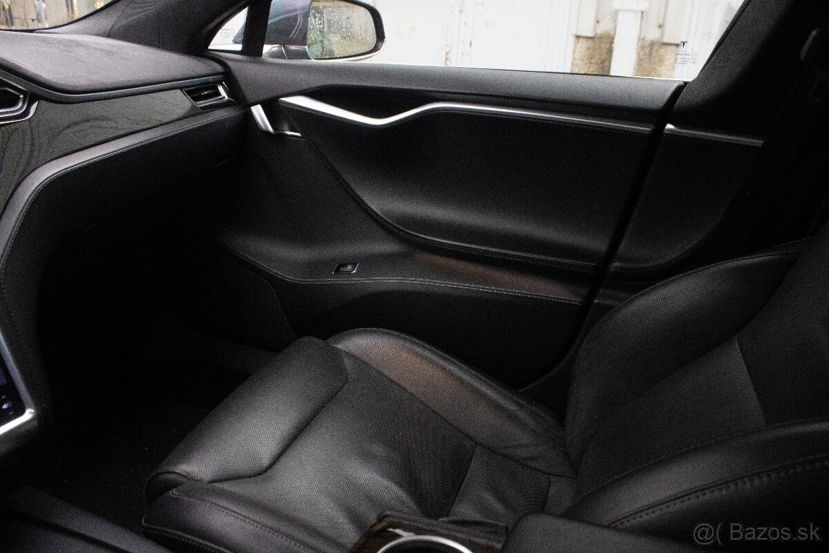 Tesla Model S 90 D, 386kW (2017) - 18
