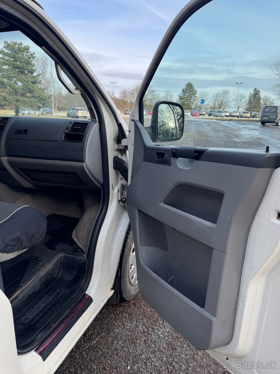 Volkswagen Transporter T5 2.5TDI Hitop Long - 18