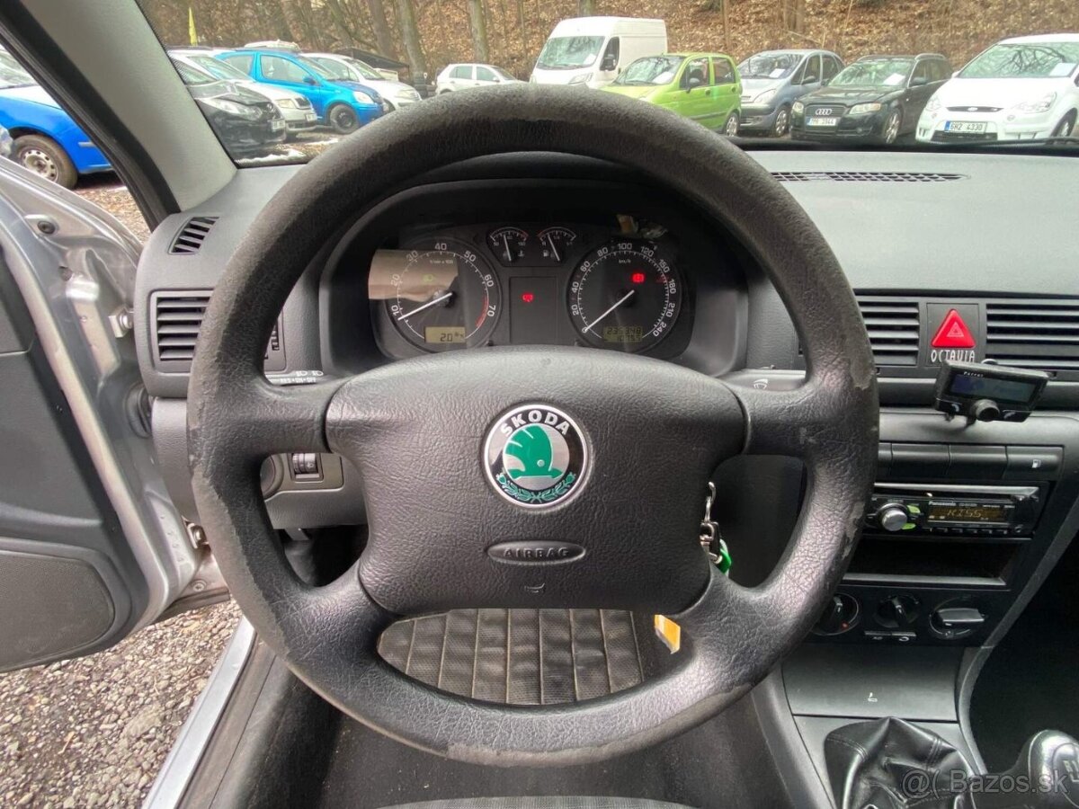 Škoda Octavia Combi 1.6i 75kW tempomat klimatizace 2008 ČR - 18