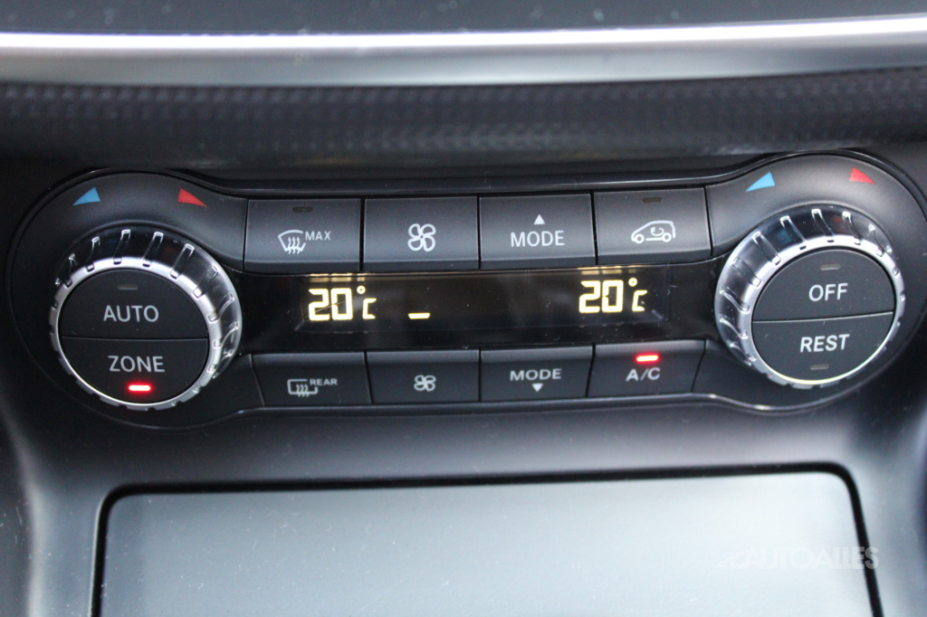 Mercedes-Benz A180 1,6 i 90 kW - 18