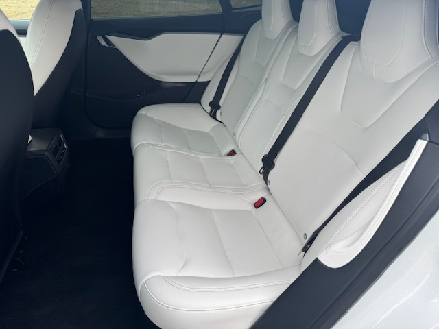 Tesla Model S Ludicrous Performance - 18