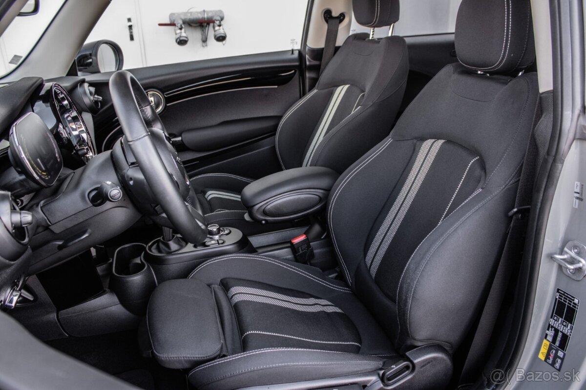 Mini Cooper S SE 135kW AT Elektro 2022 - odp. DPH - 18