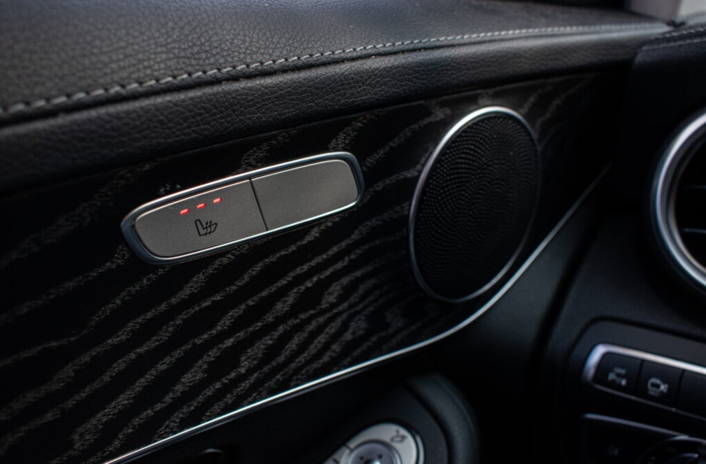 Mercedes-Benz GLC SUV 350 e 4MATIC A/T - 18