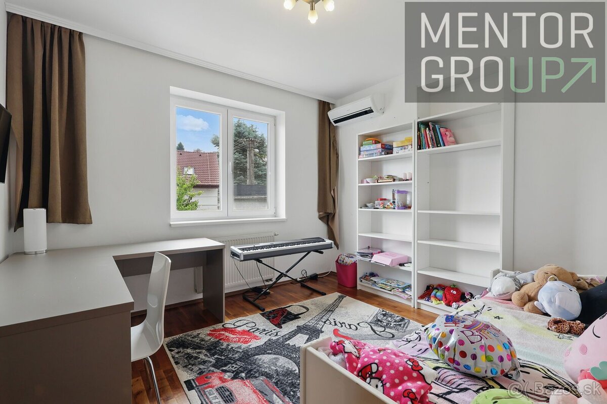 Luxusný rodinný dom s panoramatickým výhľadom na Bratislavu, - 18