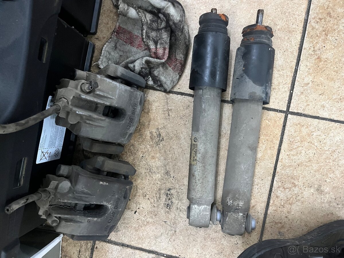 Rozpredám e61 530xd M57 automat - 18