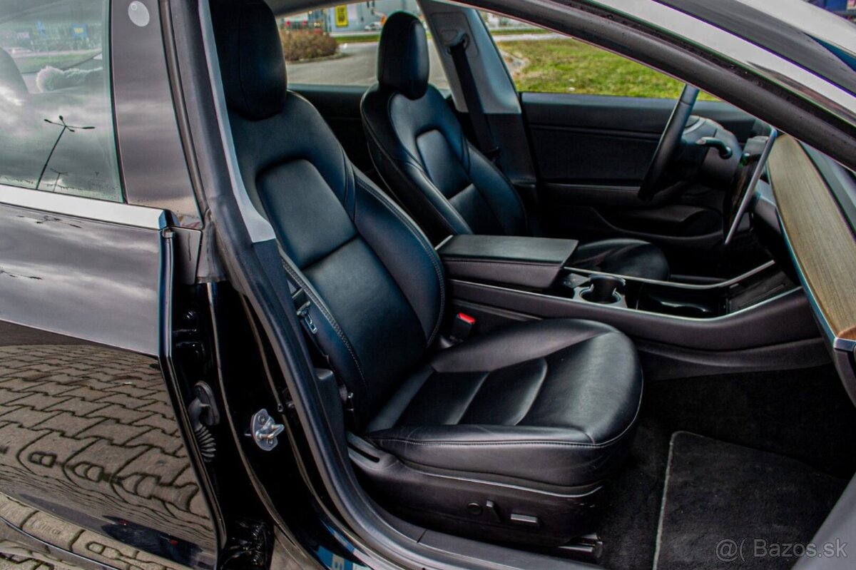 Tesla Model 3 Long-Range Dual Motor AWD - 18