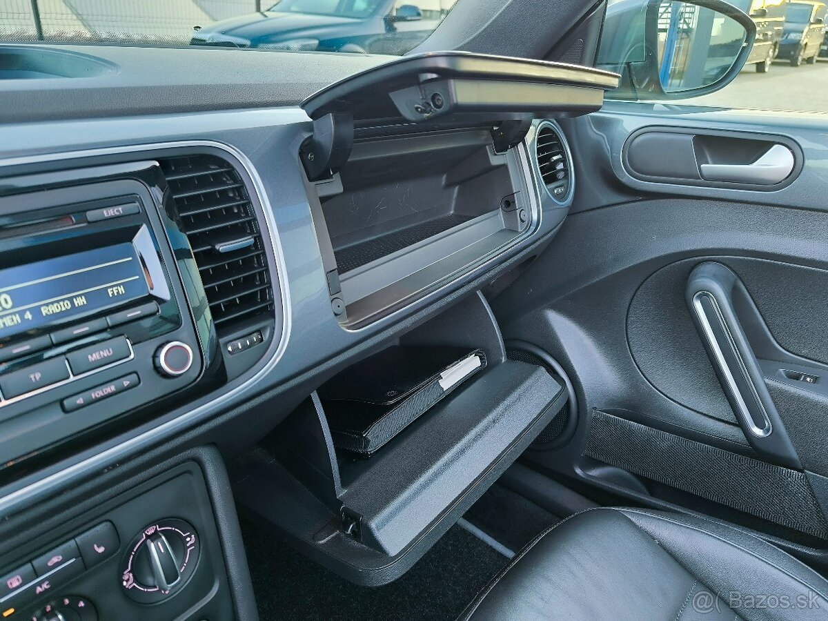 VW New Beetle Cabrio 1.4TSI Design DSG 2013 - 18