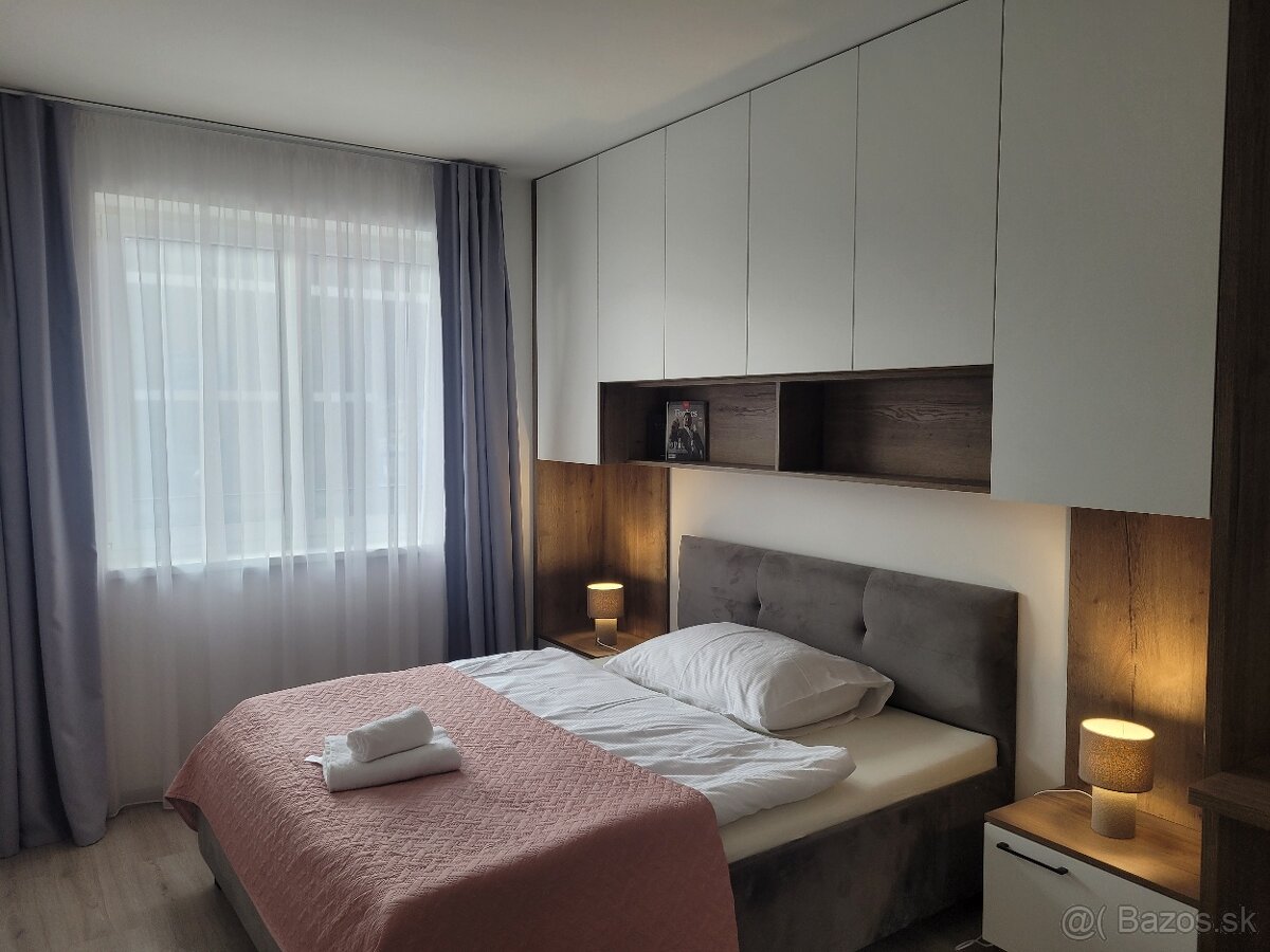Predám 2-izbový byt v bytovom dome Cross - 18