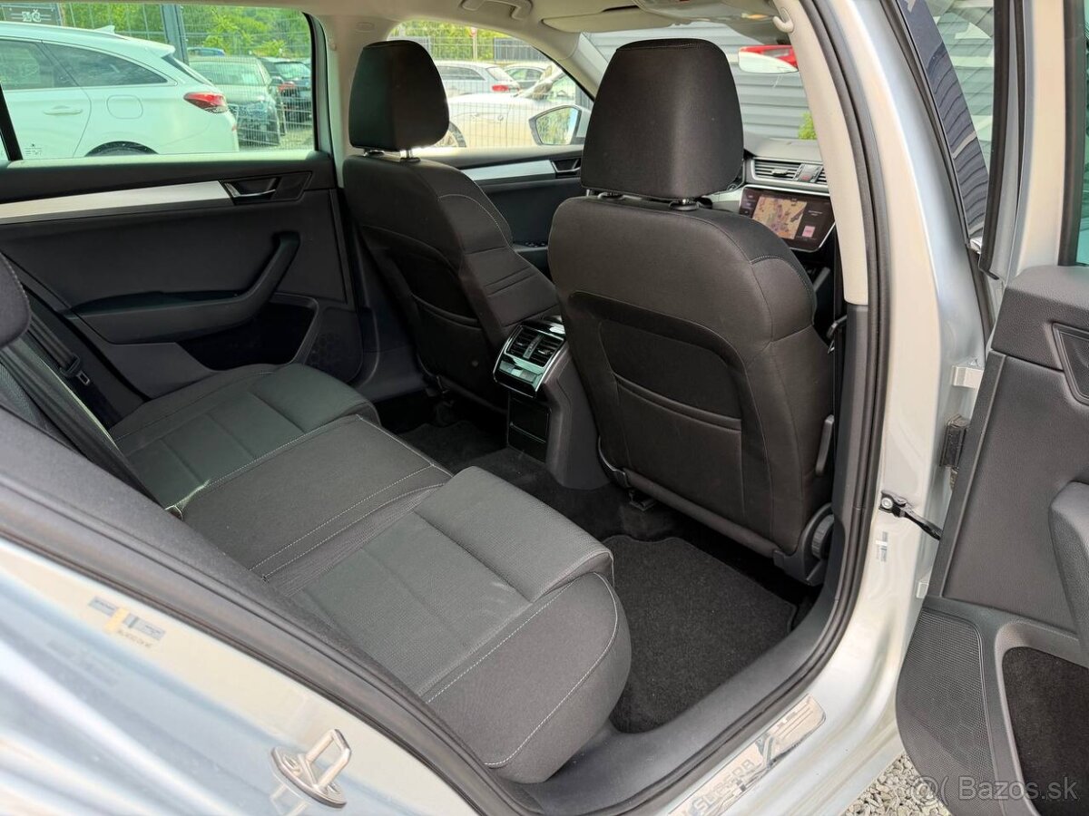 Škoda Superb Combi 2.0 TDI - 18
