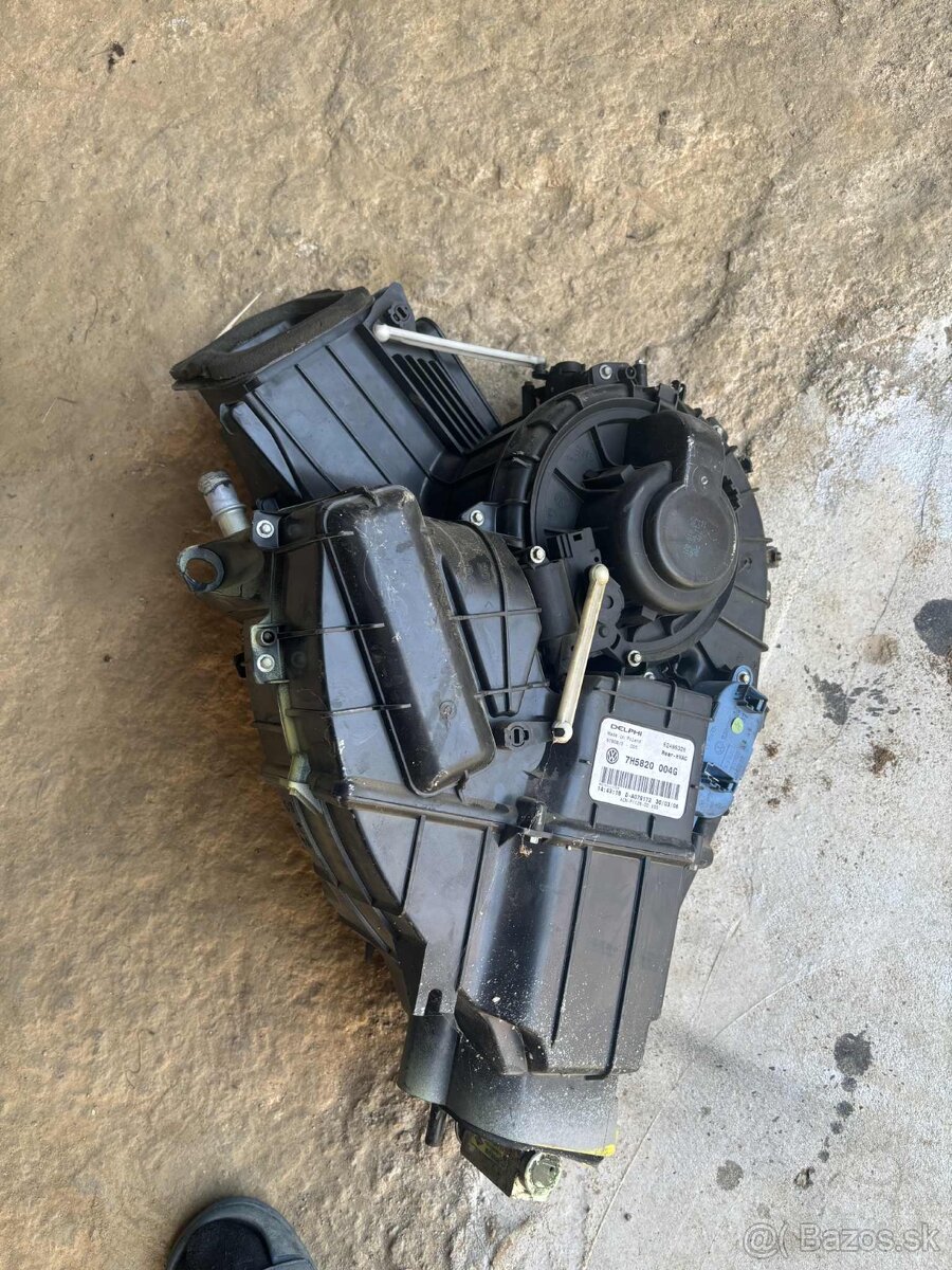 Vw t5 caravelle interiér - 18