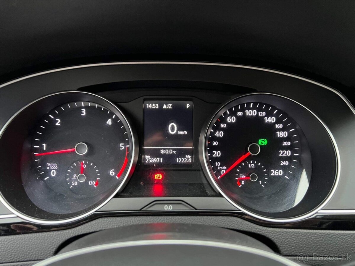 Volkswagen Passat Combi 2.0TDI 110kW automat tažné klima ACC - 18