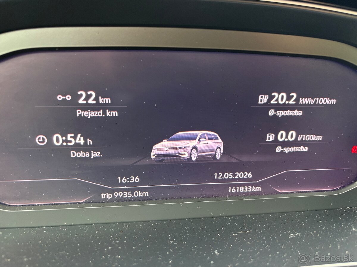 VW Passat GTE - 18
