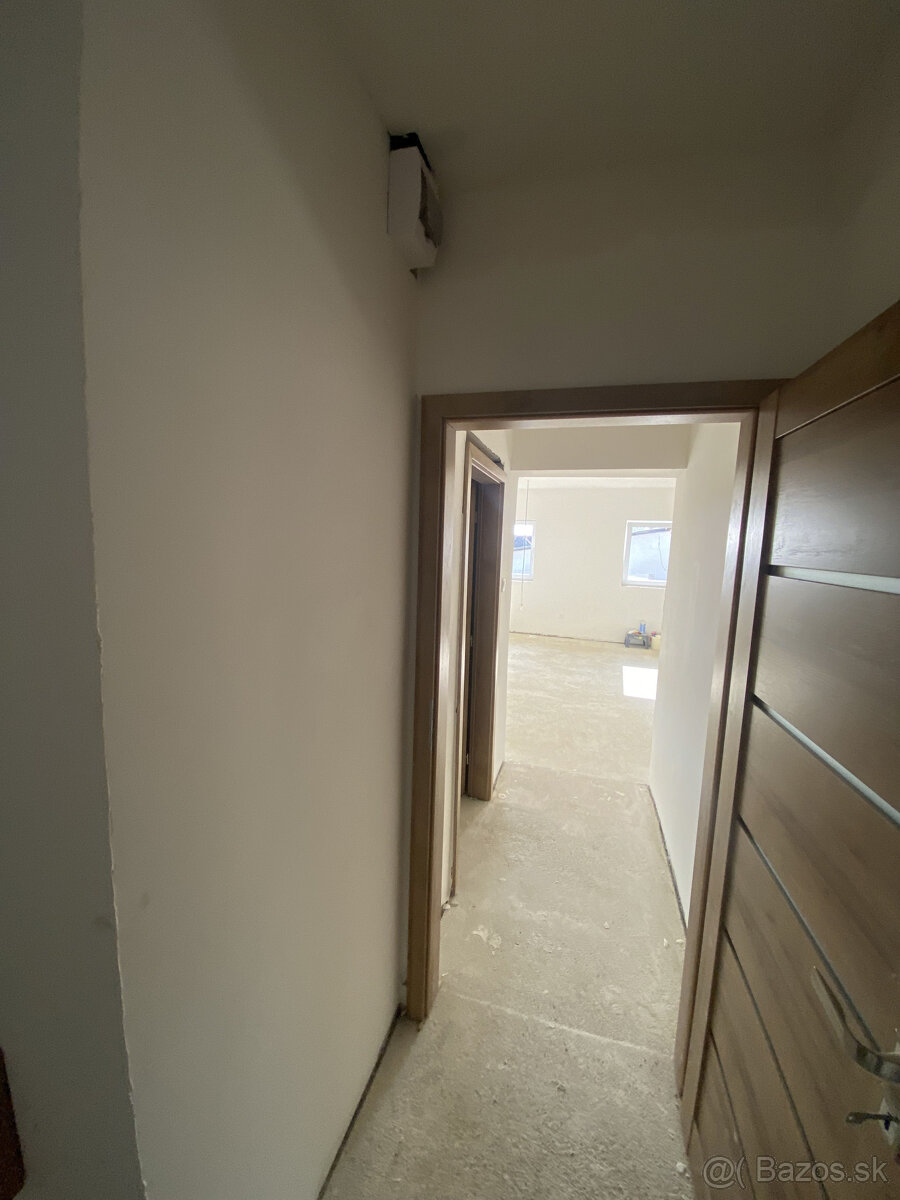 PREDAJ Dvojgeneračný rodinný dom Encs, Maďarsko - 18