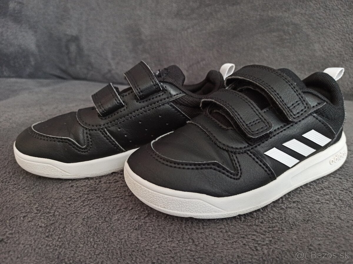 Tenisky Adidas 26,5 a 27,Nike 28,5 - 18