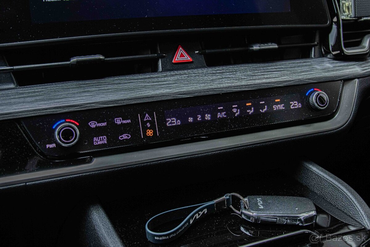 Kia Sportage 1.6 CRDi mHEV Gold A/T - 18