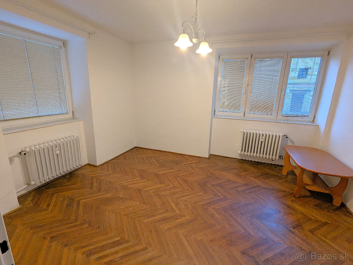 Prenájom 2 izbový, blízko Centra, Zimná, rekonšt nezariadený - 18