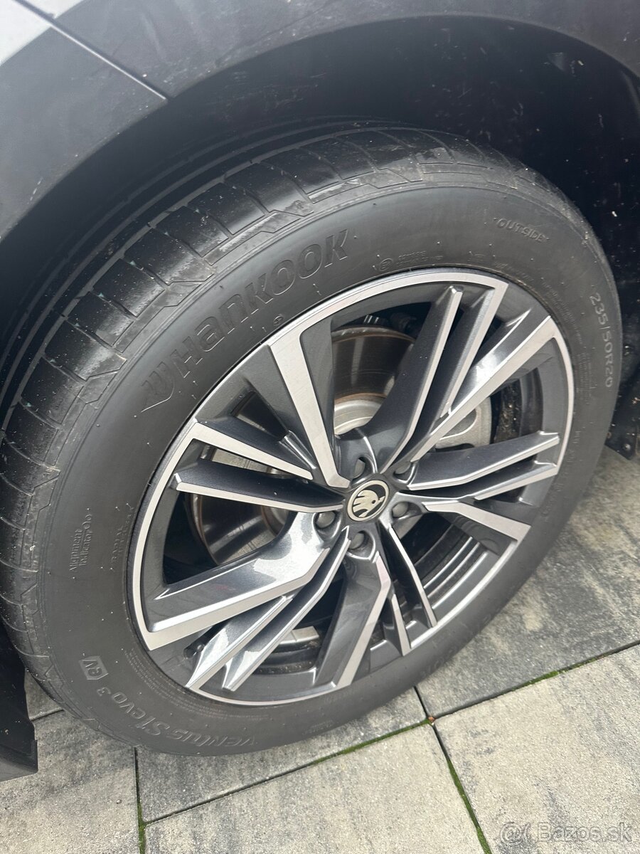 Enyaq 85x 4x4 hanba lizing úver - 18