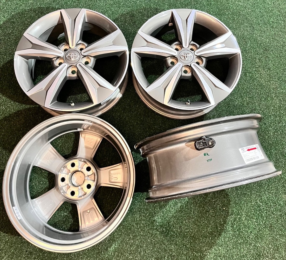 5x114,3 R17 Toyota C-HR - originál alu disky + senzor - TOP - 18