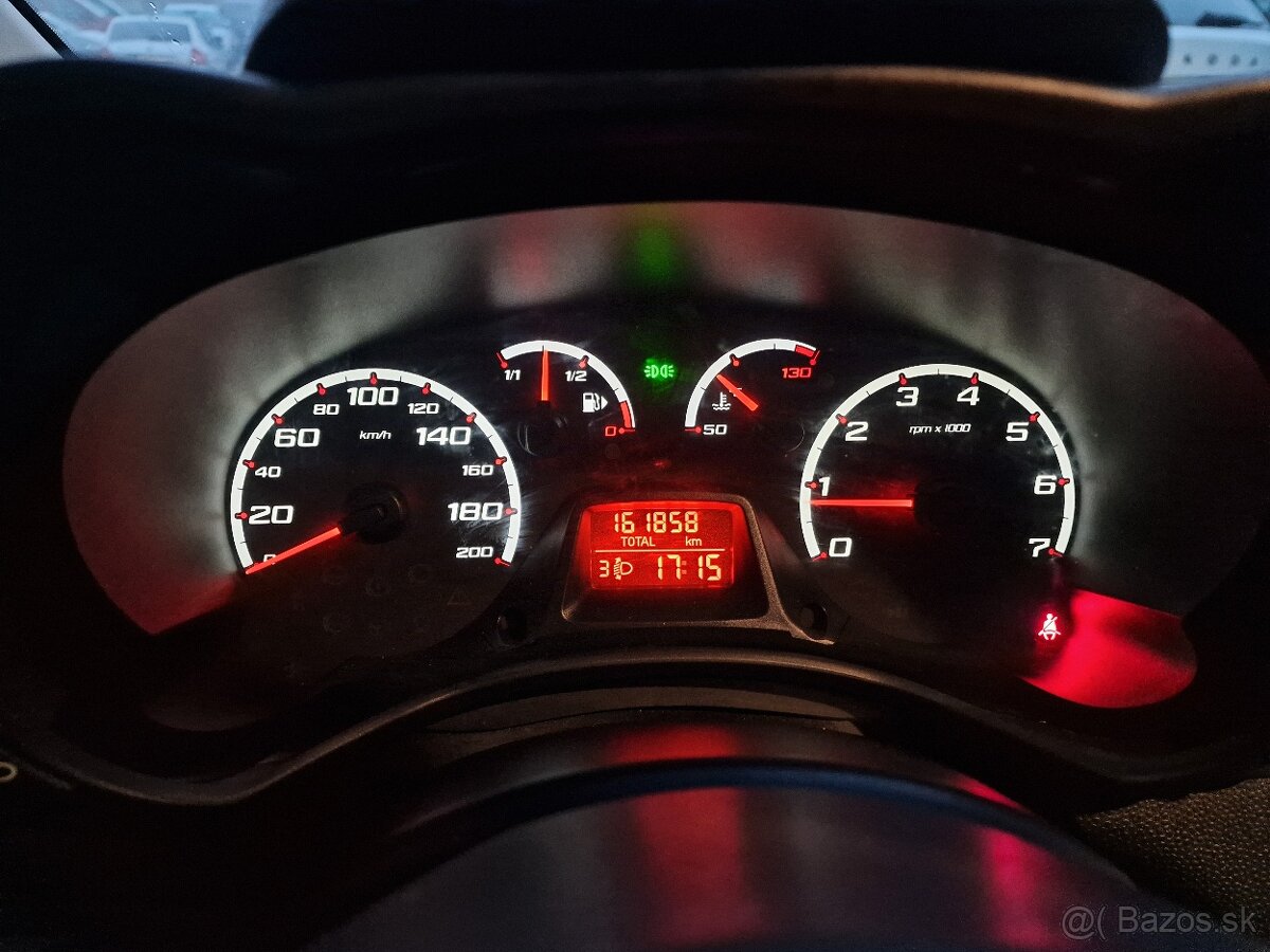 Ford Ka 1.2i Duratec 70k M5 Ambiente (benzín) - 18