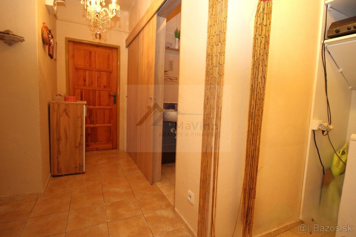 PREDAJ 2 izb BYT 54m2 štvrť SNP Trenčianske Teplice - 18