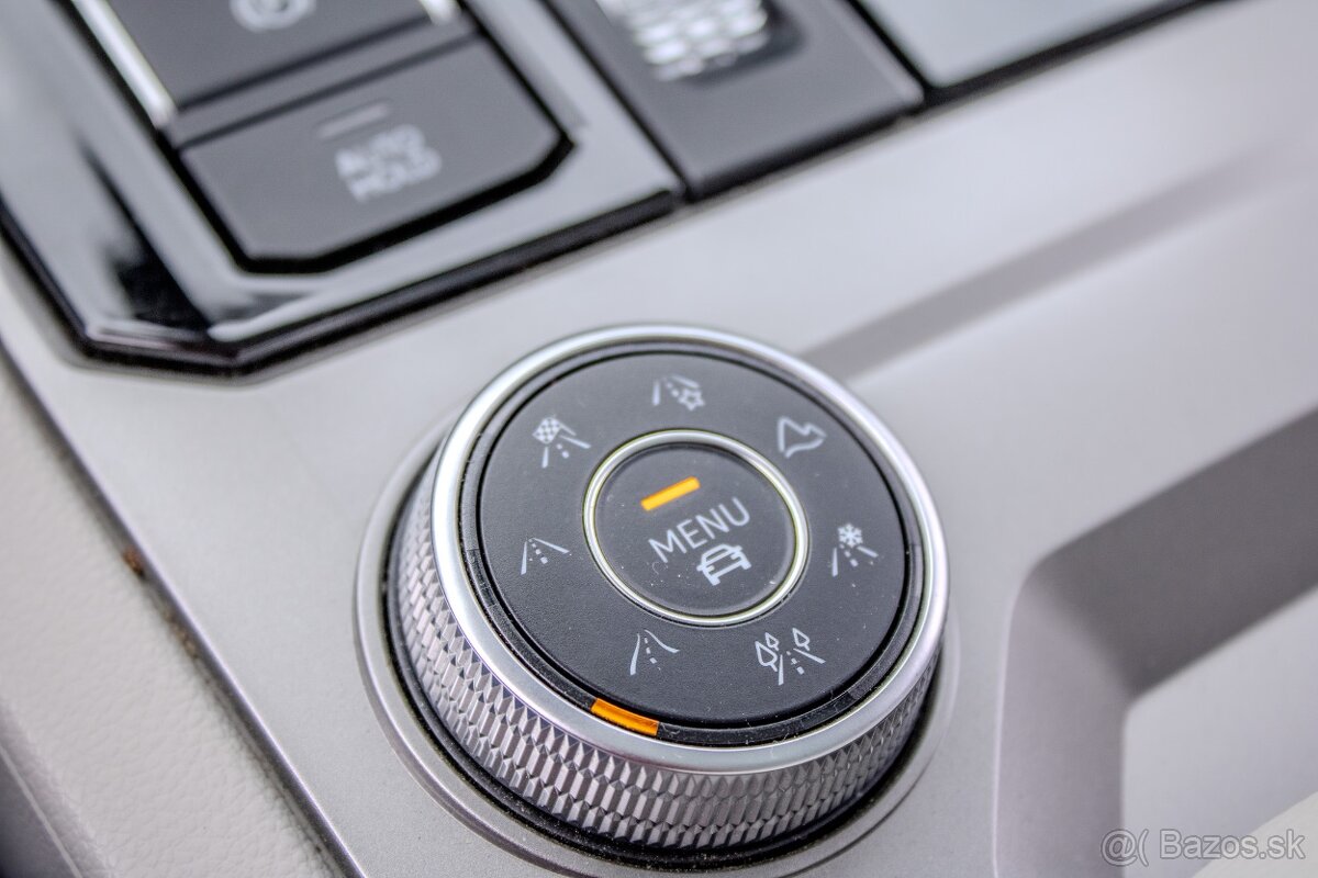 Volkswagen Touareg 3.0 V6 TDI SCR 210kW R-Line 4Motion - 18