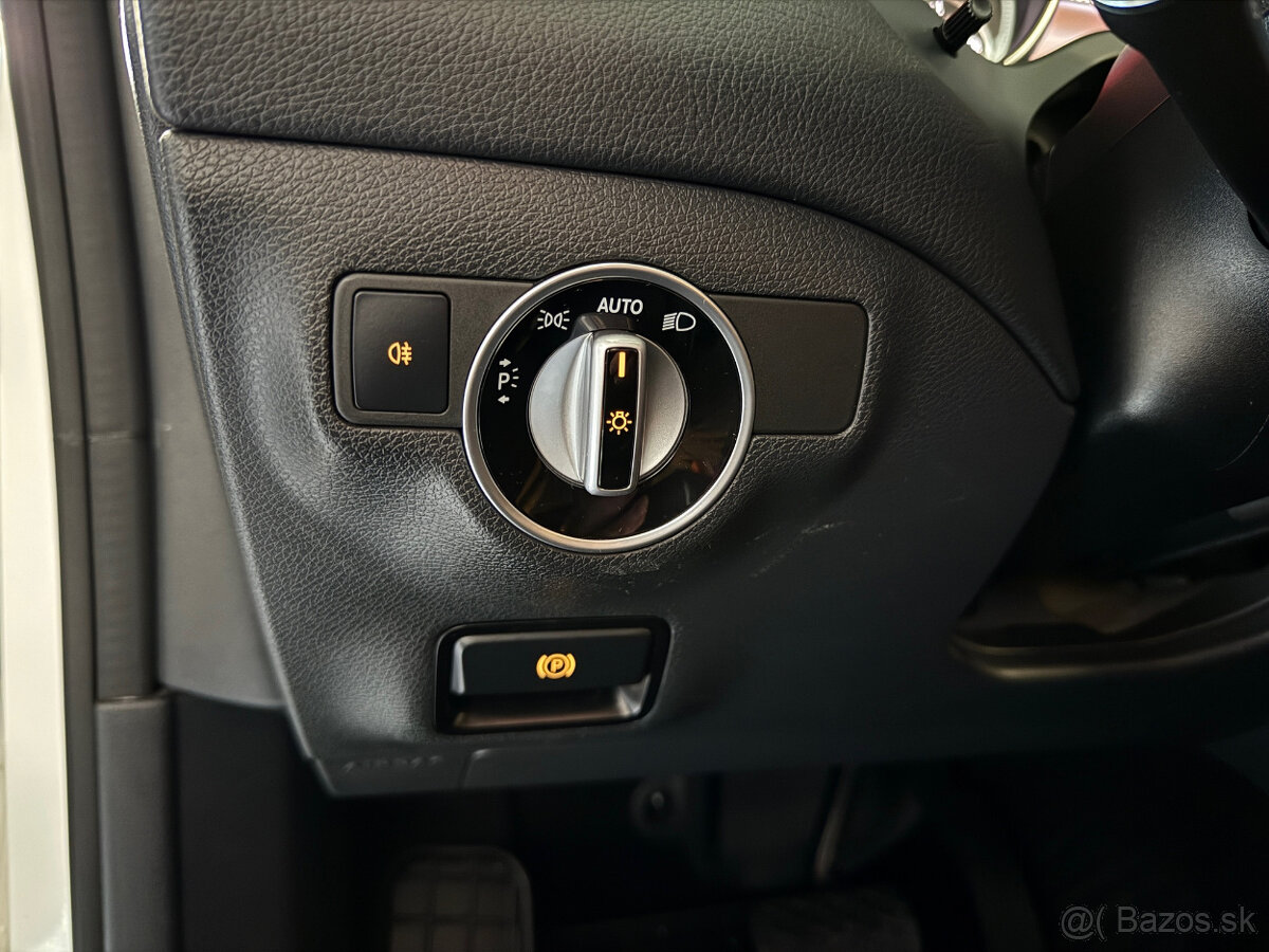 Mercedes-Benz CLA Kupé 180 - 18