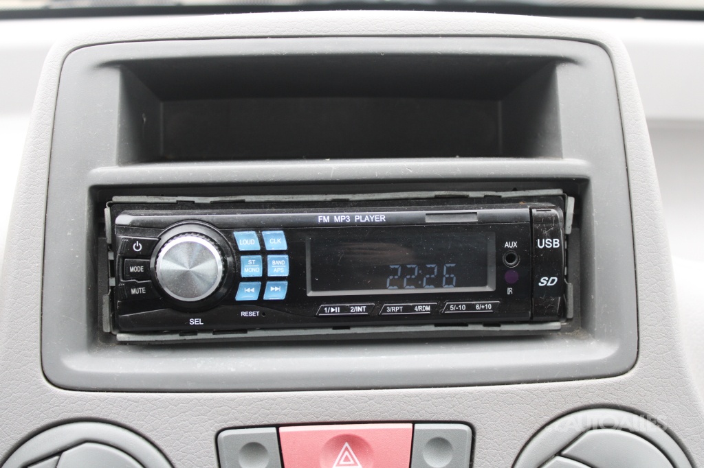 Fiat Panda 1,1 i 40 kW - 18