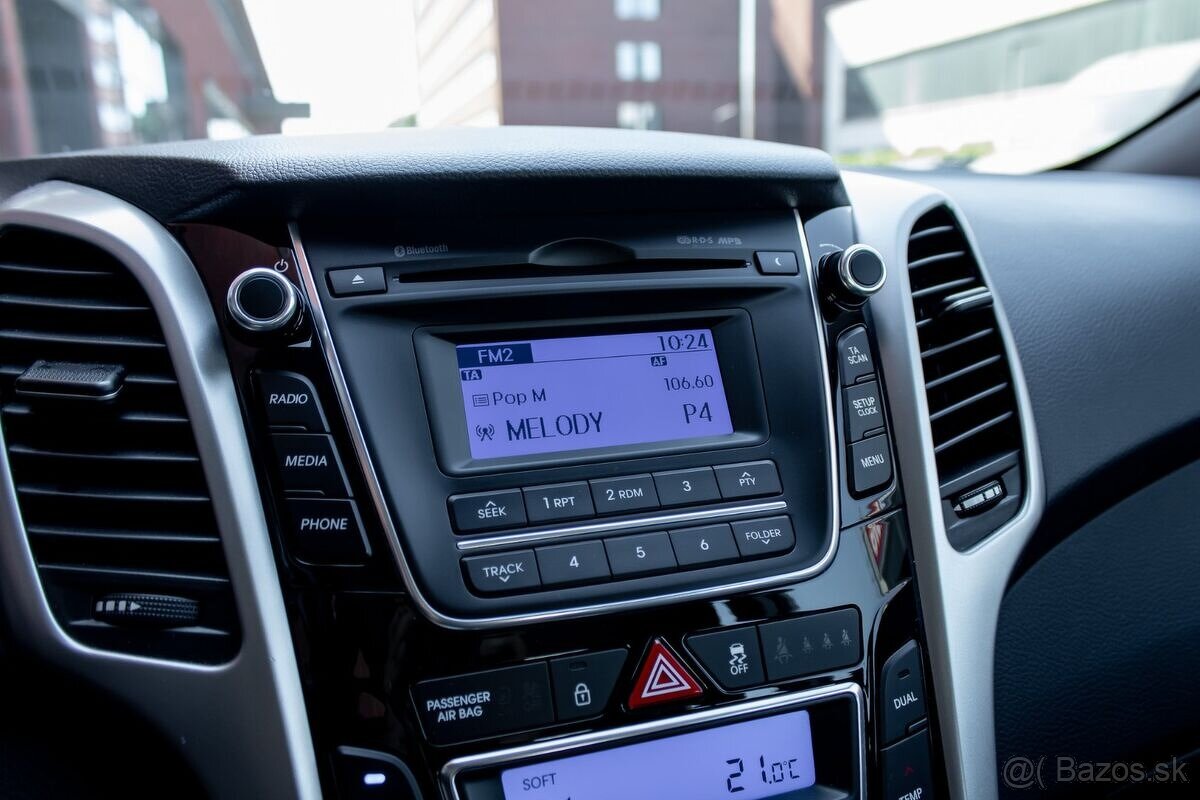 Hyundai i30 - 18