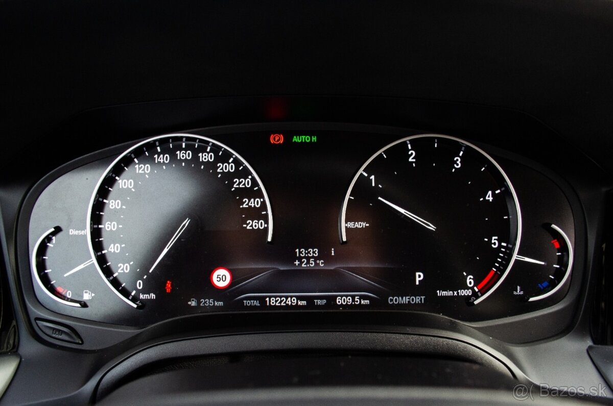 BMW Rad 3 Touring 318d A/T - 18