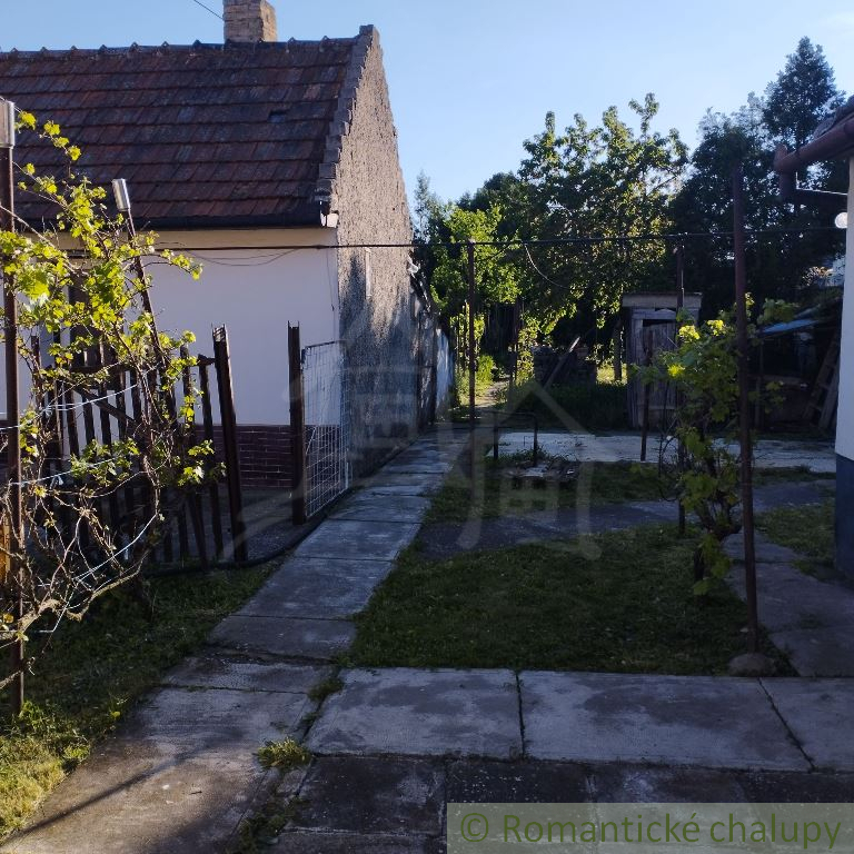 Rodinný dom na 7 á pozemku v kľudnej, vyhľadávanej časti N - 18