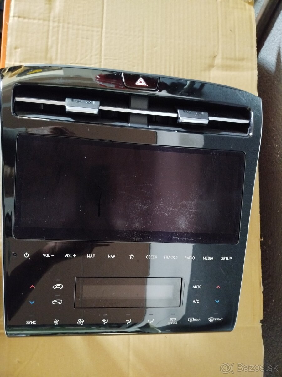 Rozpredám Hyundai tucson NX4 1,6tgdi - 18