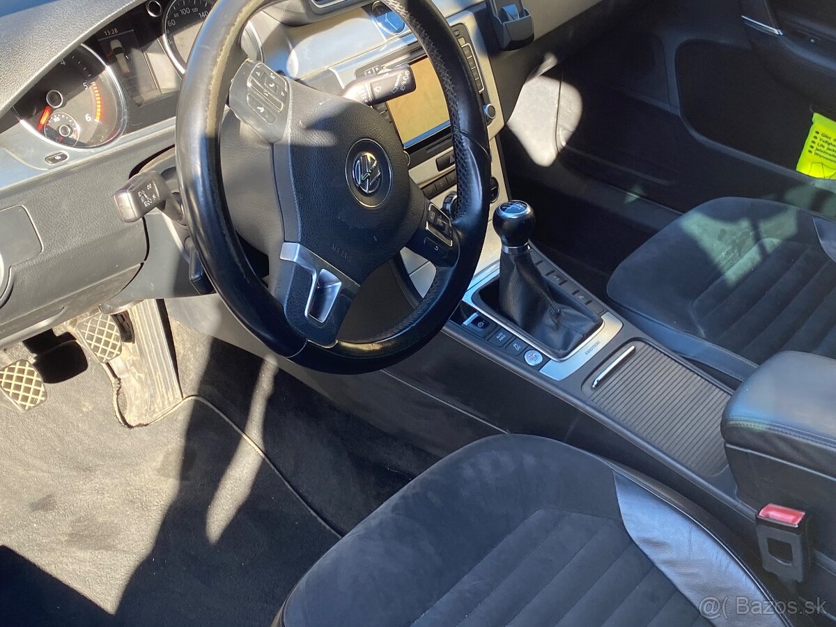 Volkswagen Passat kombi B7. 2.0 D. 4x4 - 18