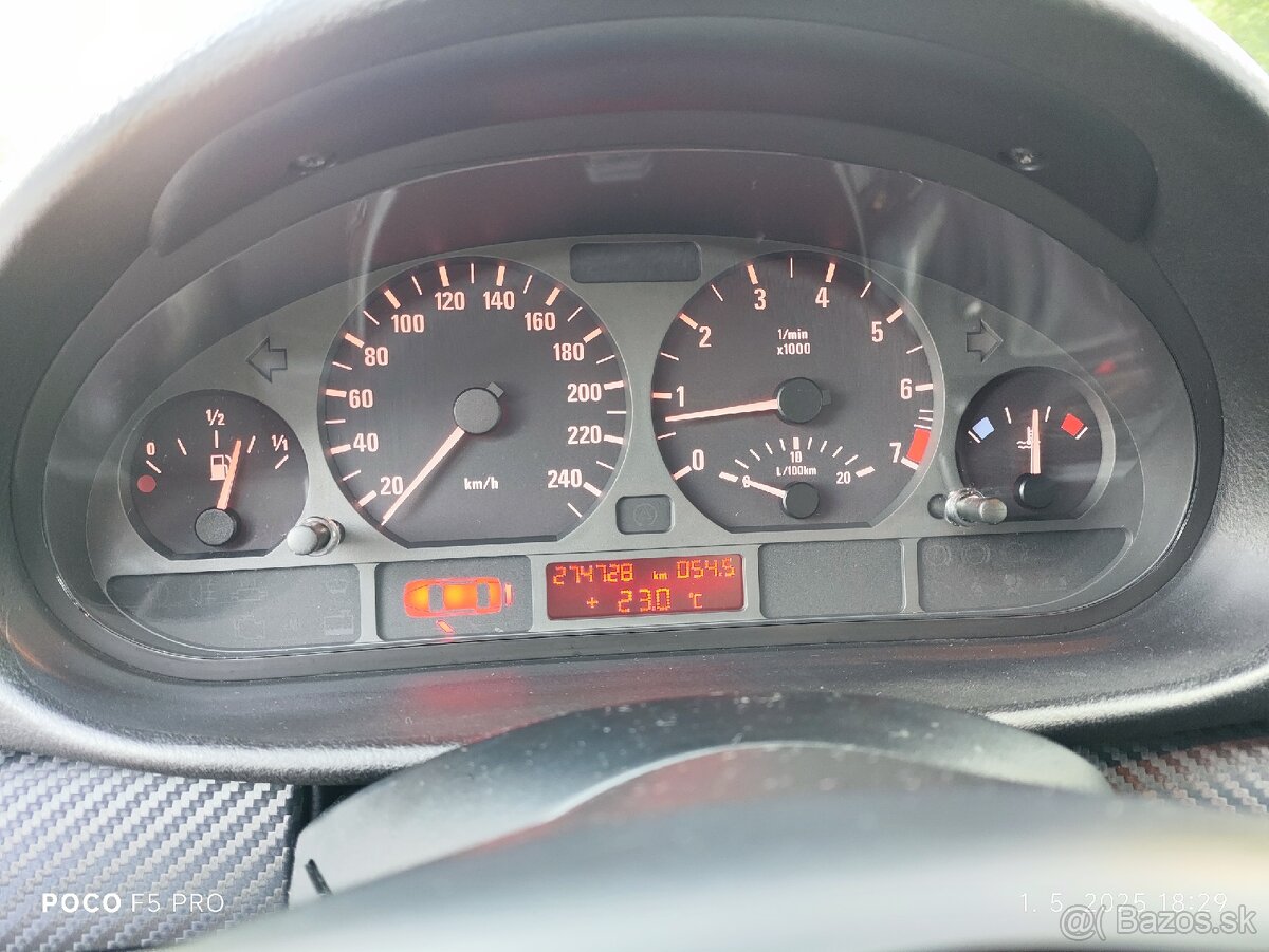 BMW E46 325i Touring - 18