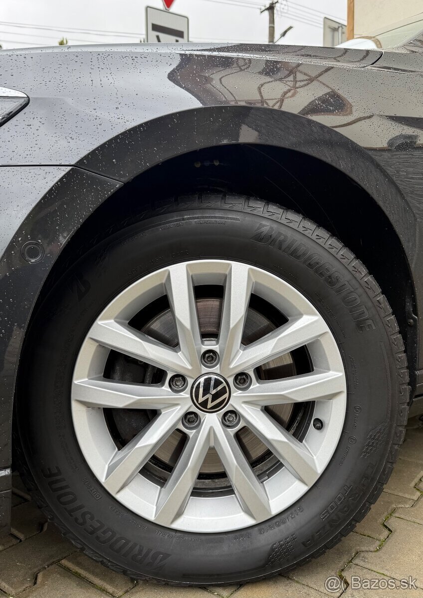 Volkswagen Passat Variant 2.0 TDI EVO Elegance DSG - 18