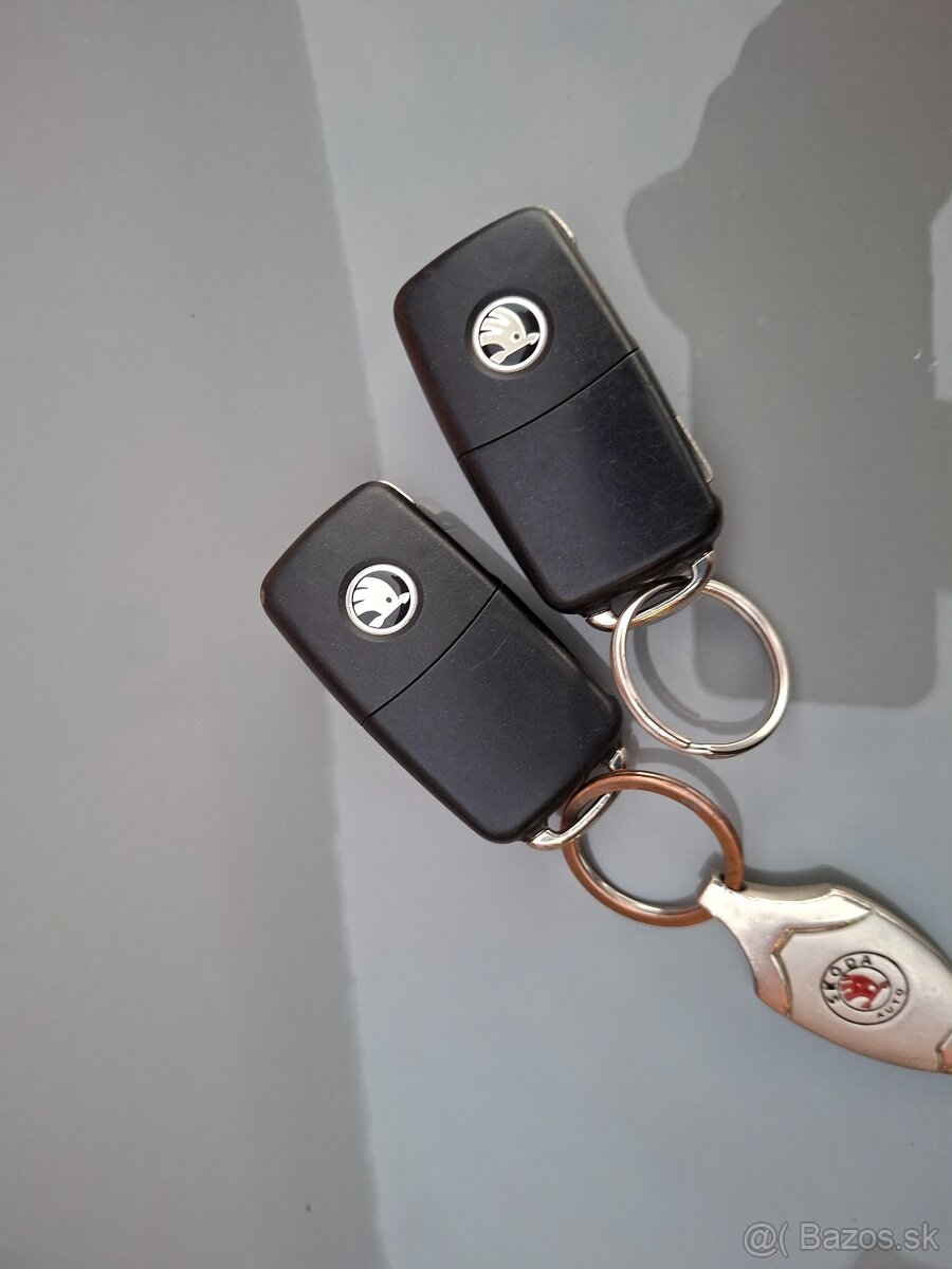 Predám Skoda Fabia 2--Monte Carlo-r.v-2013 - 18