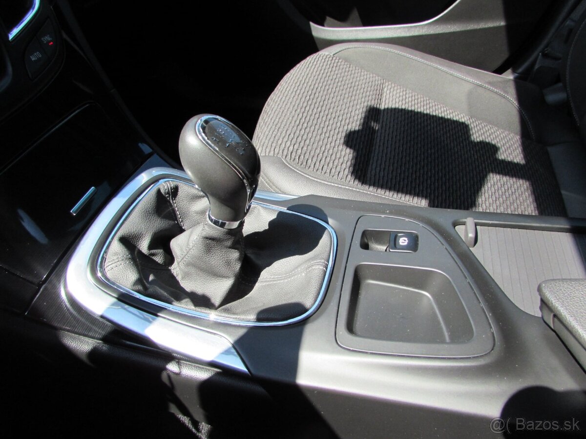 Opel Insignia 1.6 CDTI 136k Cosmo - splátka 155,-€ - 18