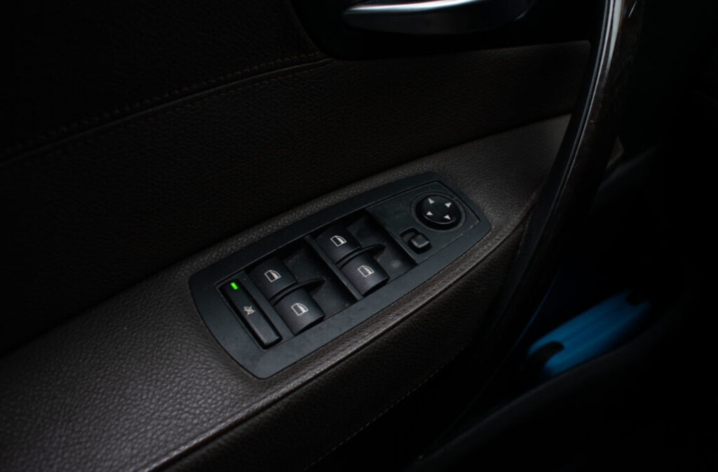 BMW X3 xDrive 2.0d A/T - 18