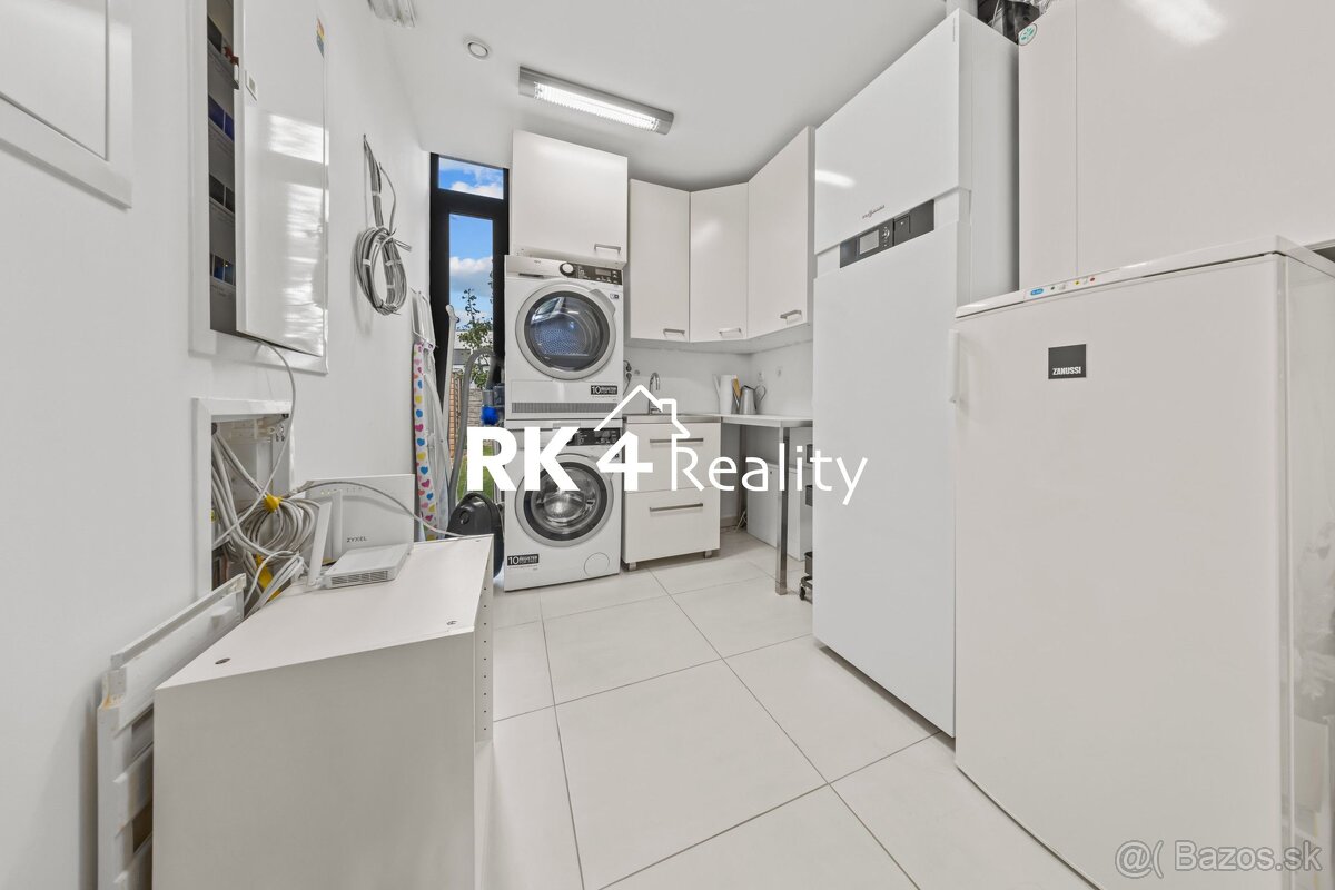 RK4 - Súkromná vila - dvojgaráž, 2 terasy (80 m²), pozemok - 18