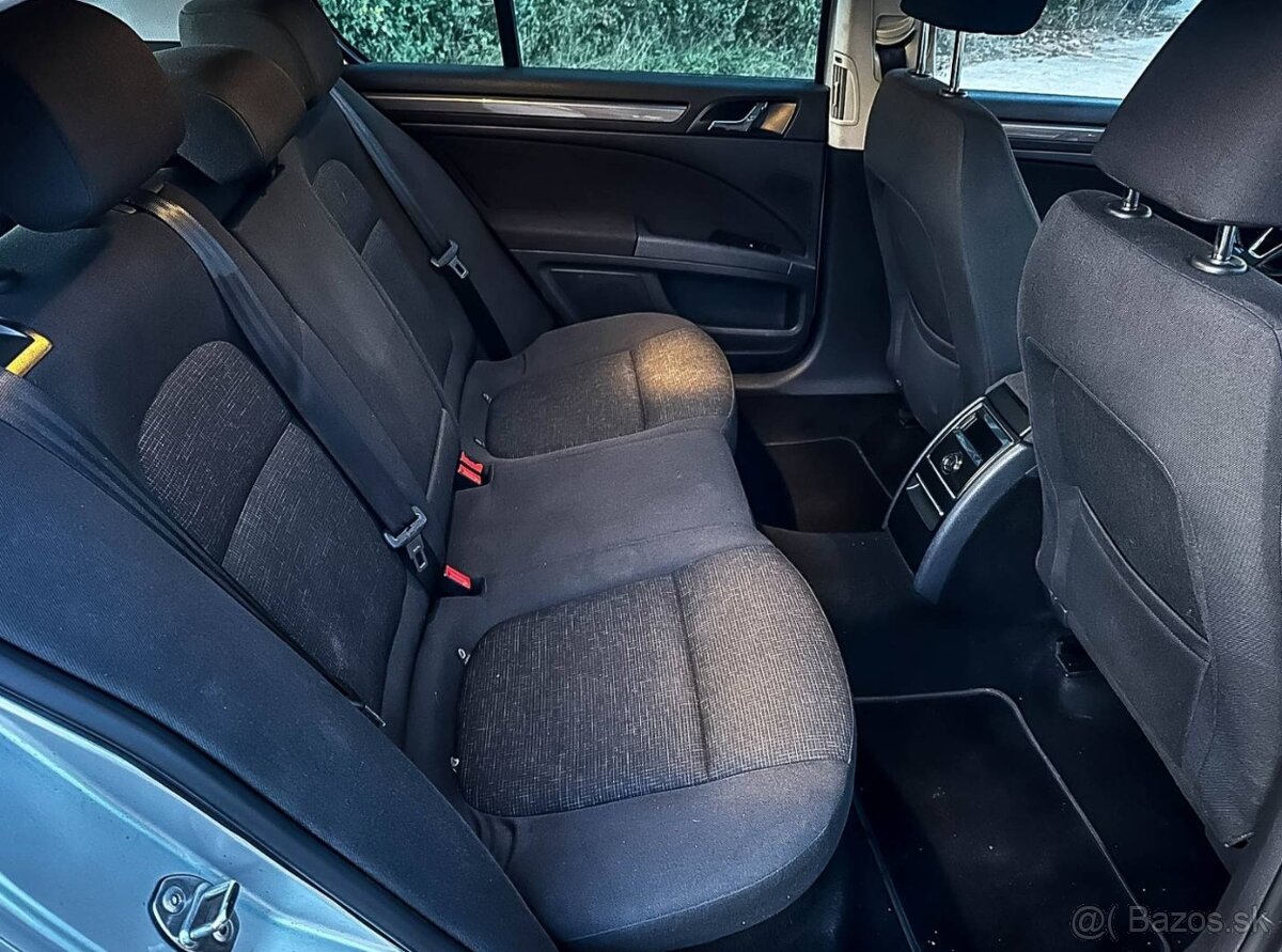Škoda Superb 1.6 TDI CR DPF Ambition - 18